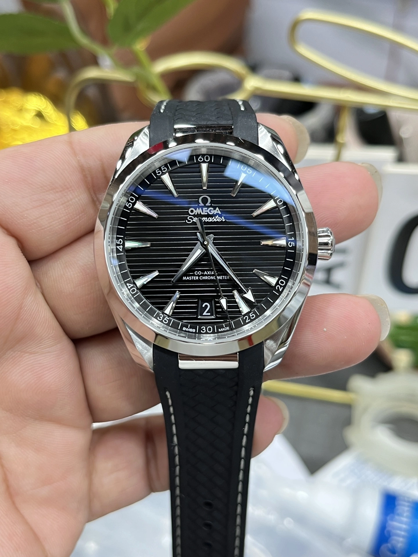 Lightweight CBD Factory Omega Seamaster Aqua Terra 150M 41mm Black Dial Black Rubber Strap (220.12.41.21.01.001) 1:1 Super Clone – DD8900 Movement 256